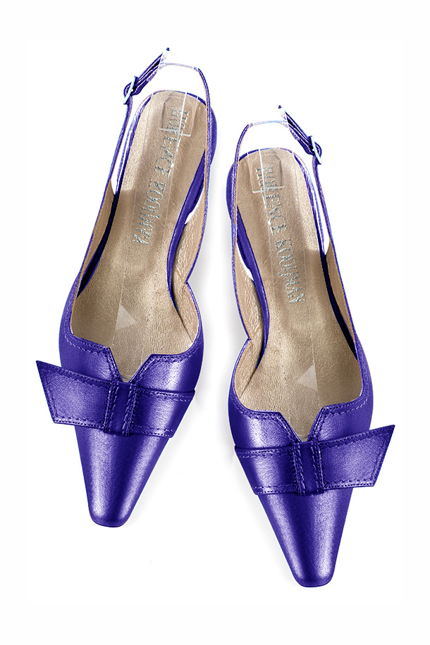 Amethyst purple women's open back shoes, with a knot. Tapered toe. Low block heels. Top view - Florence KOOIJMAN